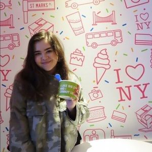Meet your Posher, Elle
